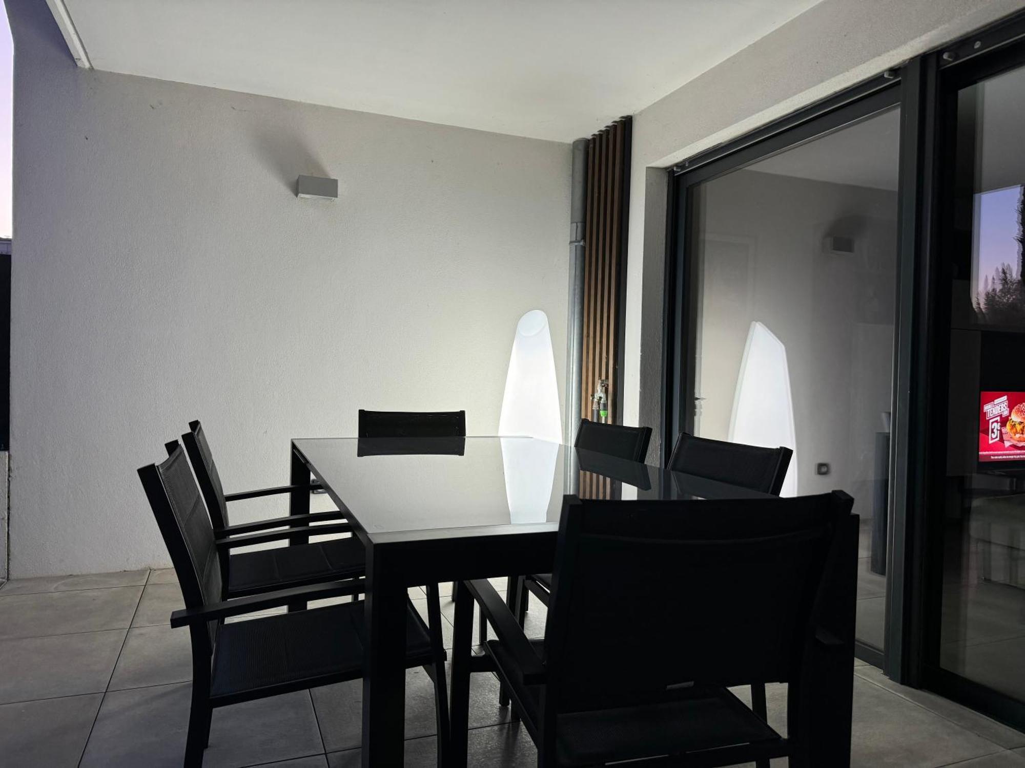 T3 Neuf Avec Terrasse Et Jardin Face A La Mer Bandol Eksteriør bilde